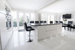 Photo 23- click for photo gallery